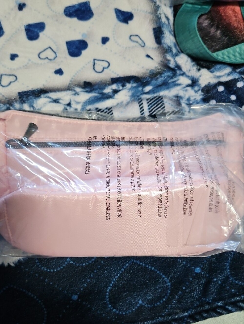 lug Light Pink Quilted Crossbody. Dash Bubble Pink - Picture 2 of 4